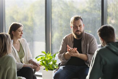 Новый наставник «Крыльев Советов»: кто такой Булатов и чего ждать команде