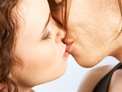 Как правильно целоваться с парнем или девушкой